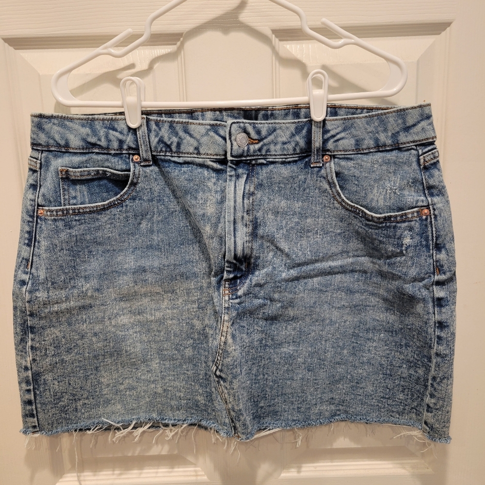 Wild Fable Blue Denim Skirt No Tags, Never Worn